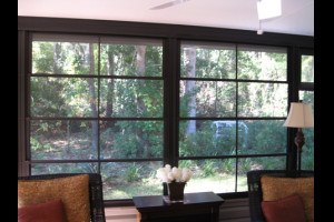 Florida room with horizontal vinyl windows